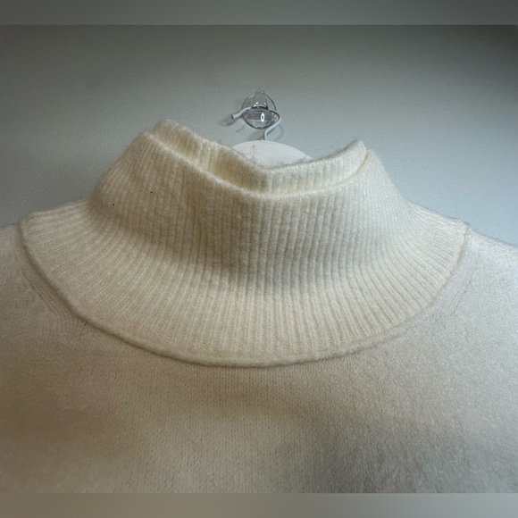 Free People Afterglow Mock Neck Cream Oversized Cozy Winter Sweater Size Smalll - Picture 12 of 17